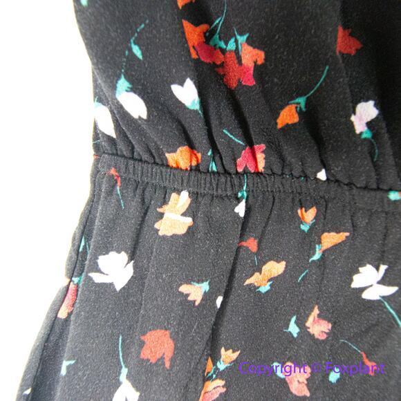 Estelle black red floral print mini dress twisted front, elastic waist,‎ size M - Picture 7 of 9